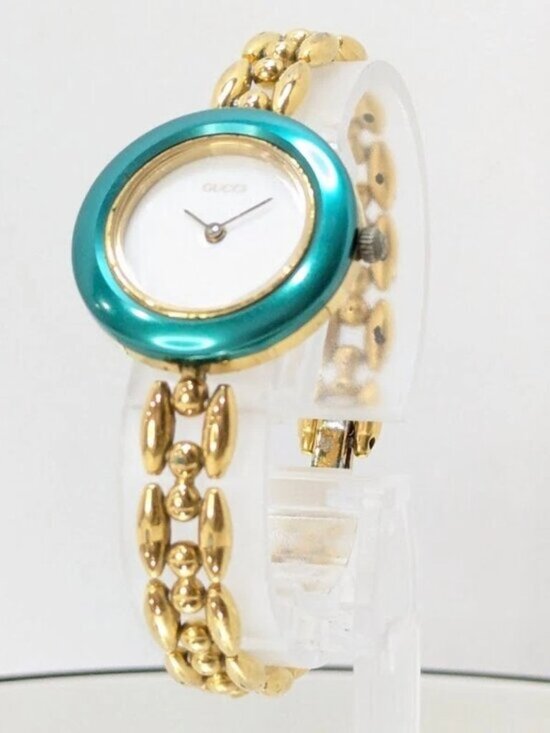 Authentic Vintage Gucci Gold Tone Bracelet Watch Enamel Bezel Women’s Swiss Made main image 3